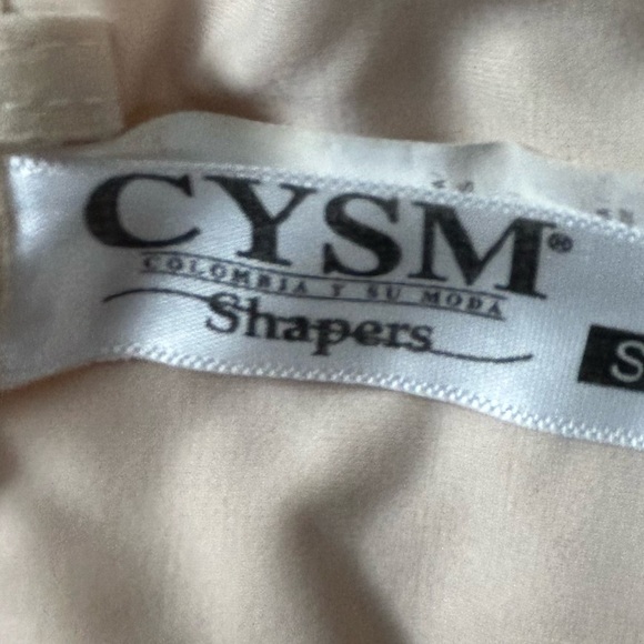 CYSM  SHAPERS Nude Curve-enhancing full body shaper - Style 203 Size Small - Picture 13 of 13